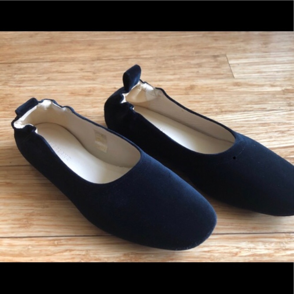 Velvet flats
